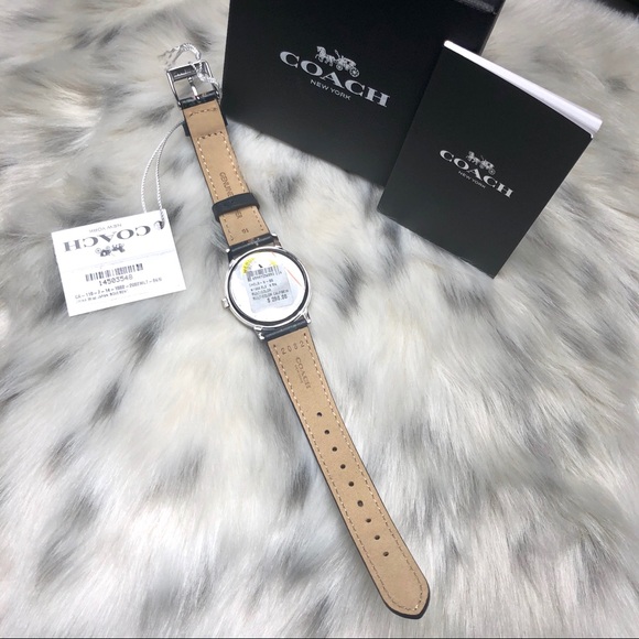 HP 🎉 Disney X Coach Chelsea Watch Thumper Bunny - Picture 4 of 8